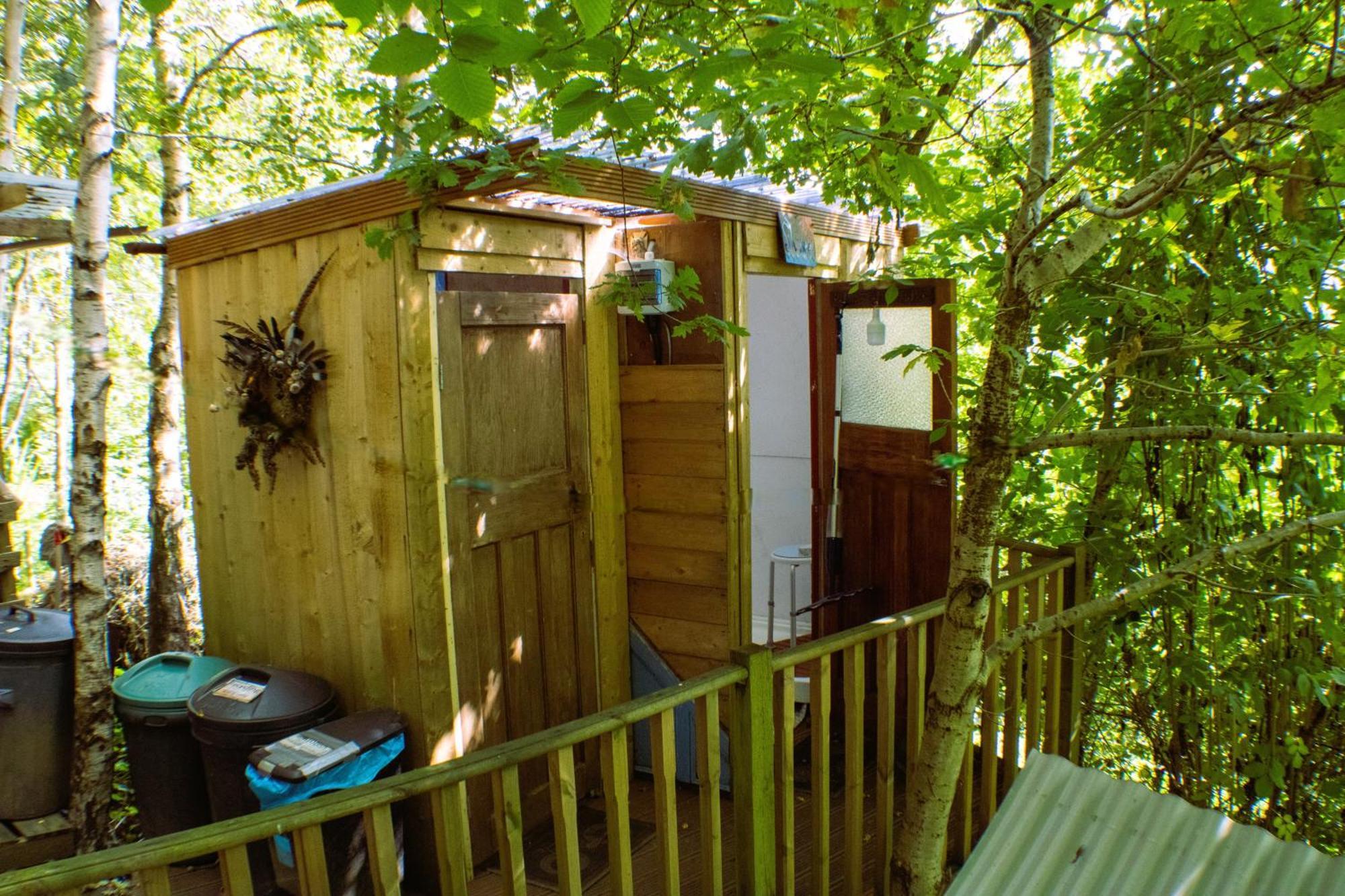 Pike's In The Woods Campsite *